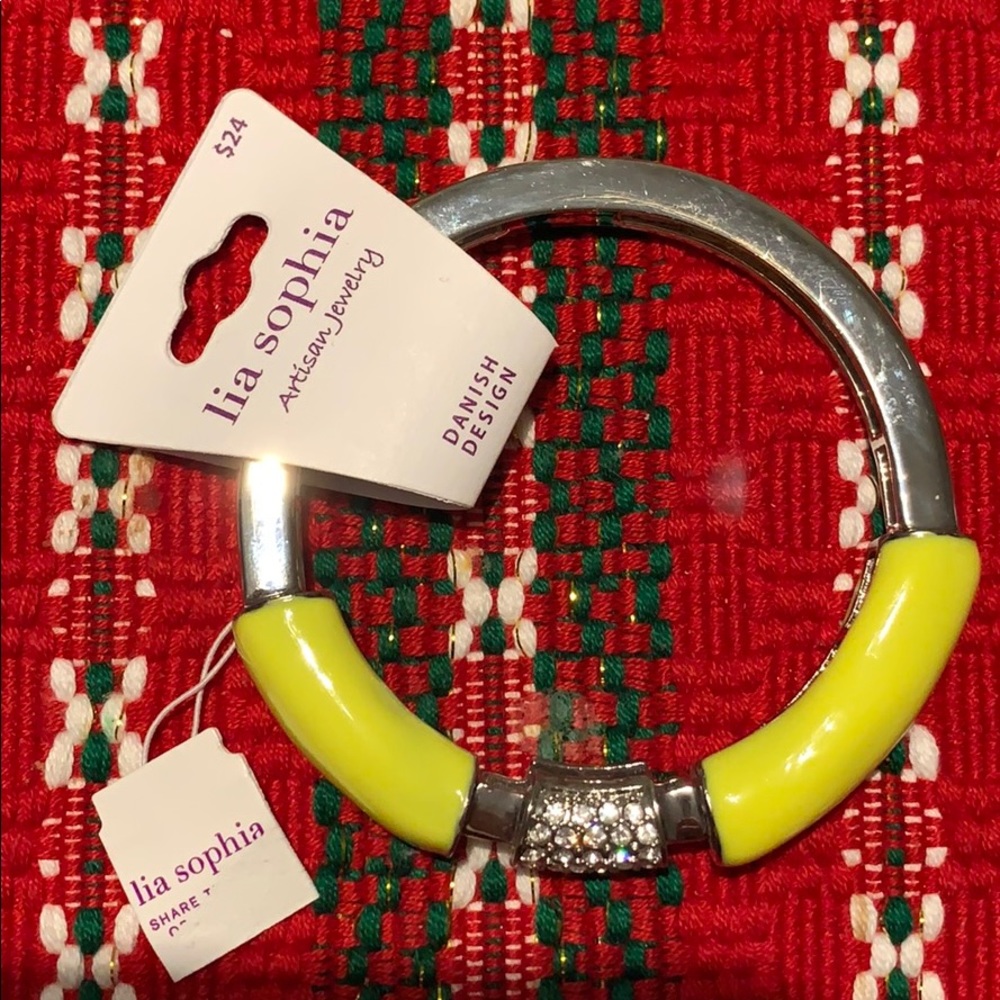 Beautiful silver tone and yellow enamel bracelet